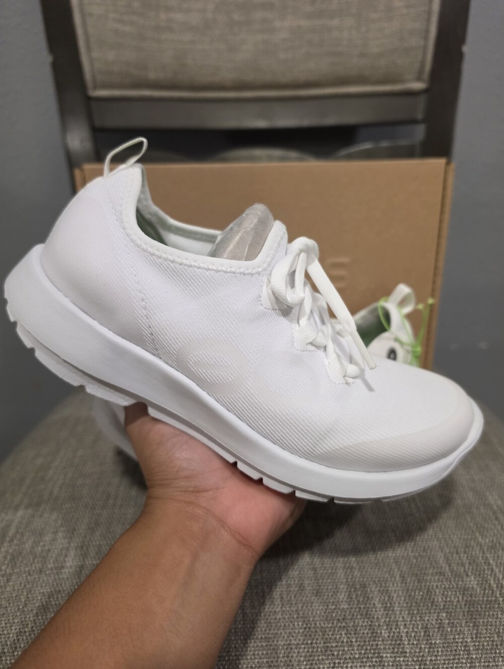 NEW OOFOS Oomg Women’s Sport LS White Recovery Comfort Lace Nurse Work Shoes